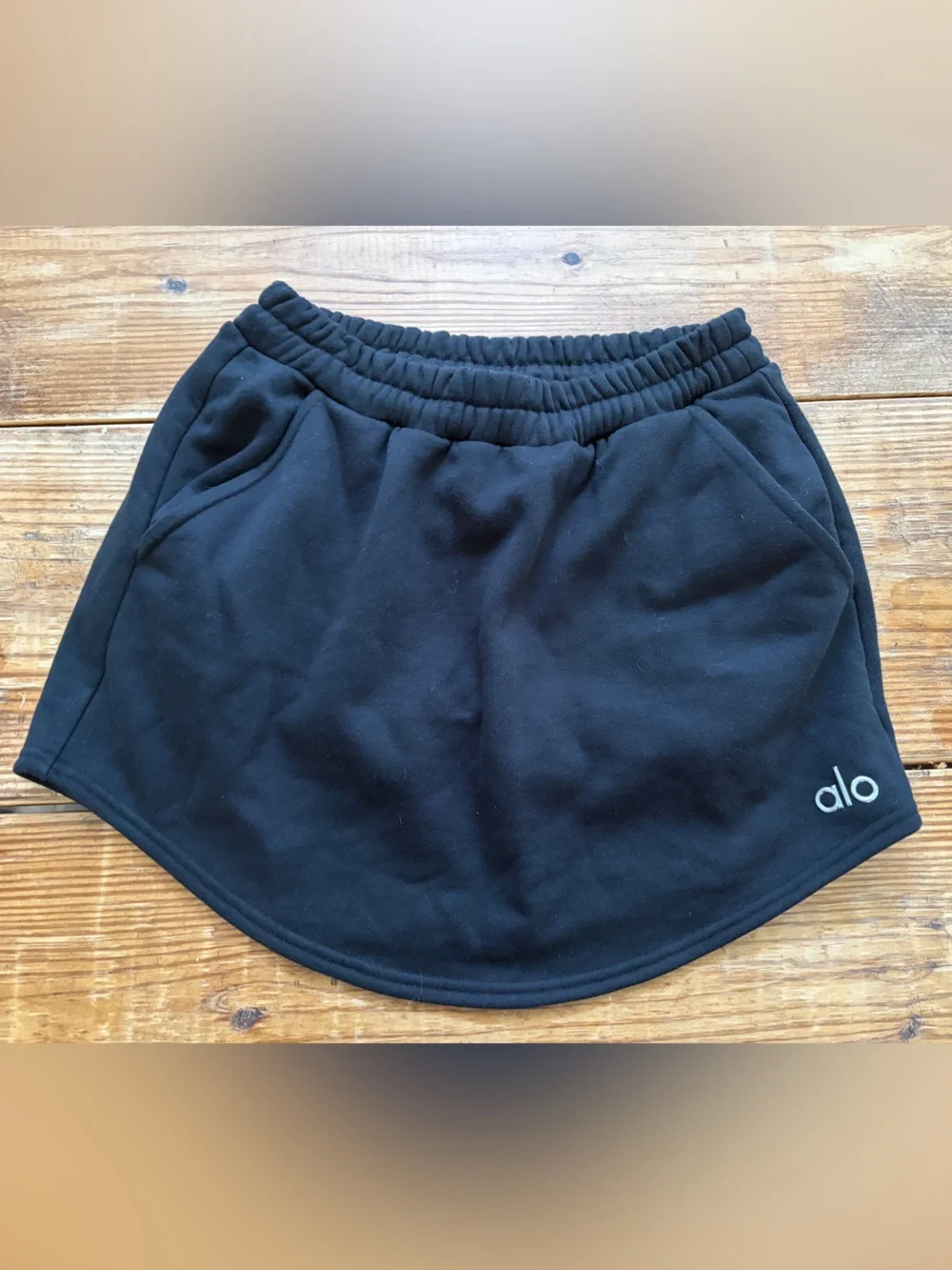 ALO Yoga size small accolade black cotton skirt skort